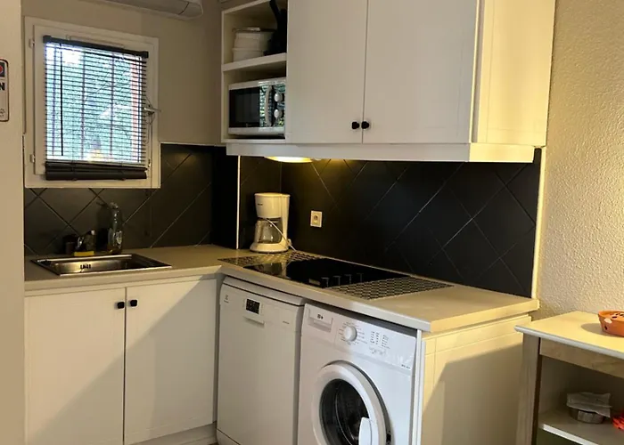 Appartement Cote Pinede 1 *